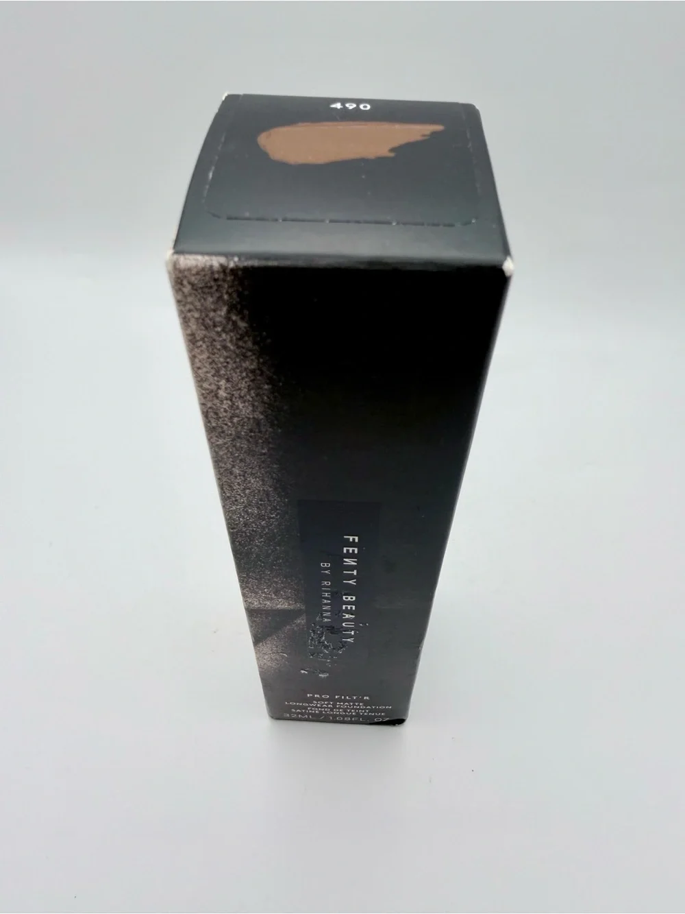 Fenty Beauty Pro Filt'r Soft Matte Longwear Foundation in shade 490